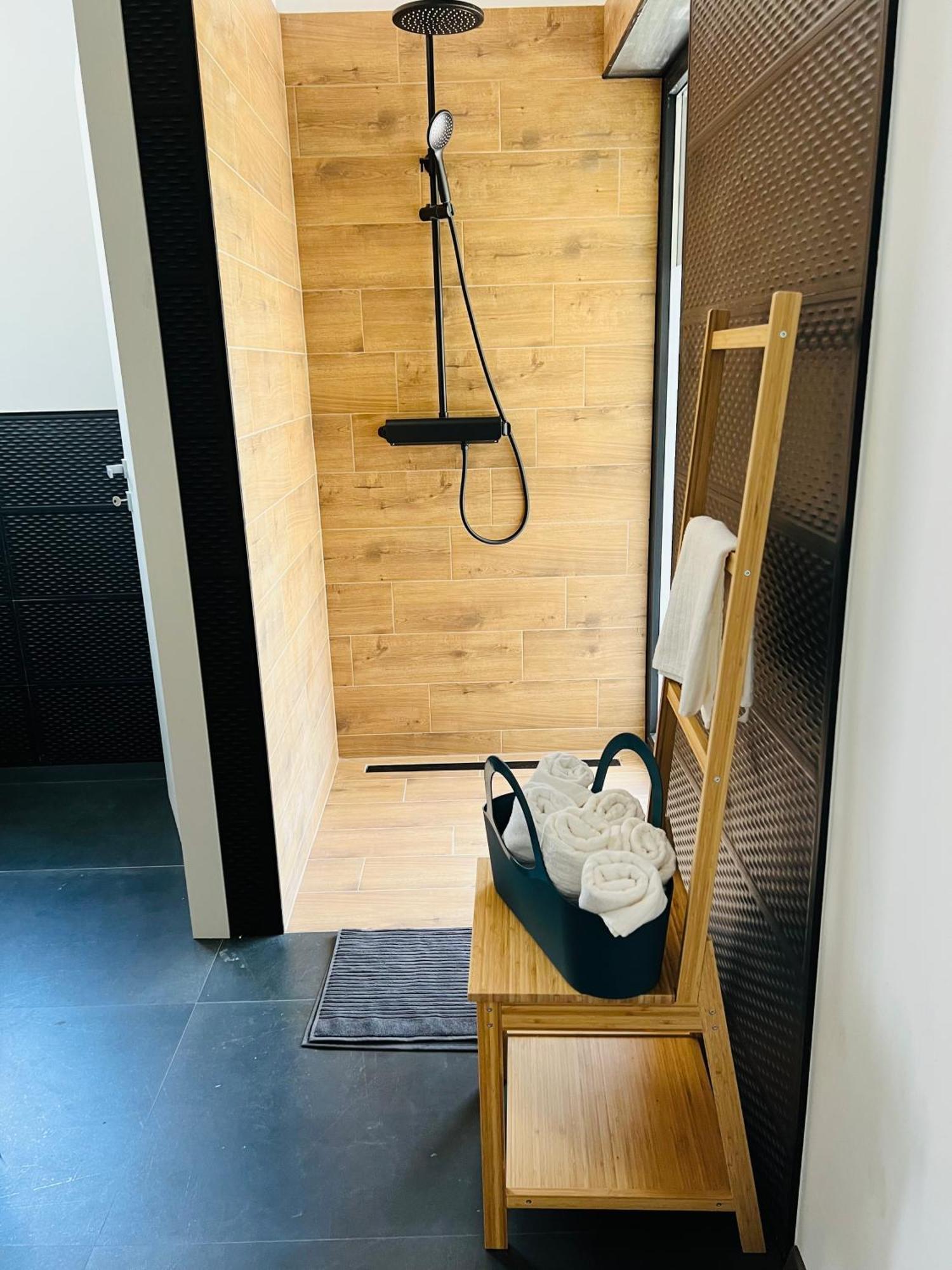 Vila Prisunca Jacuzzi & Swimming Pool Пазин Екстериор снимка